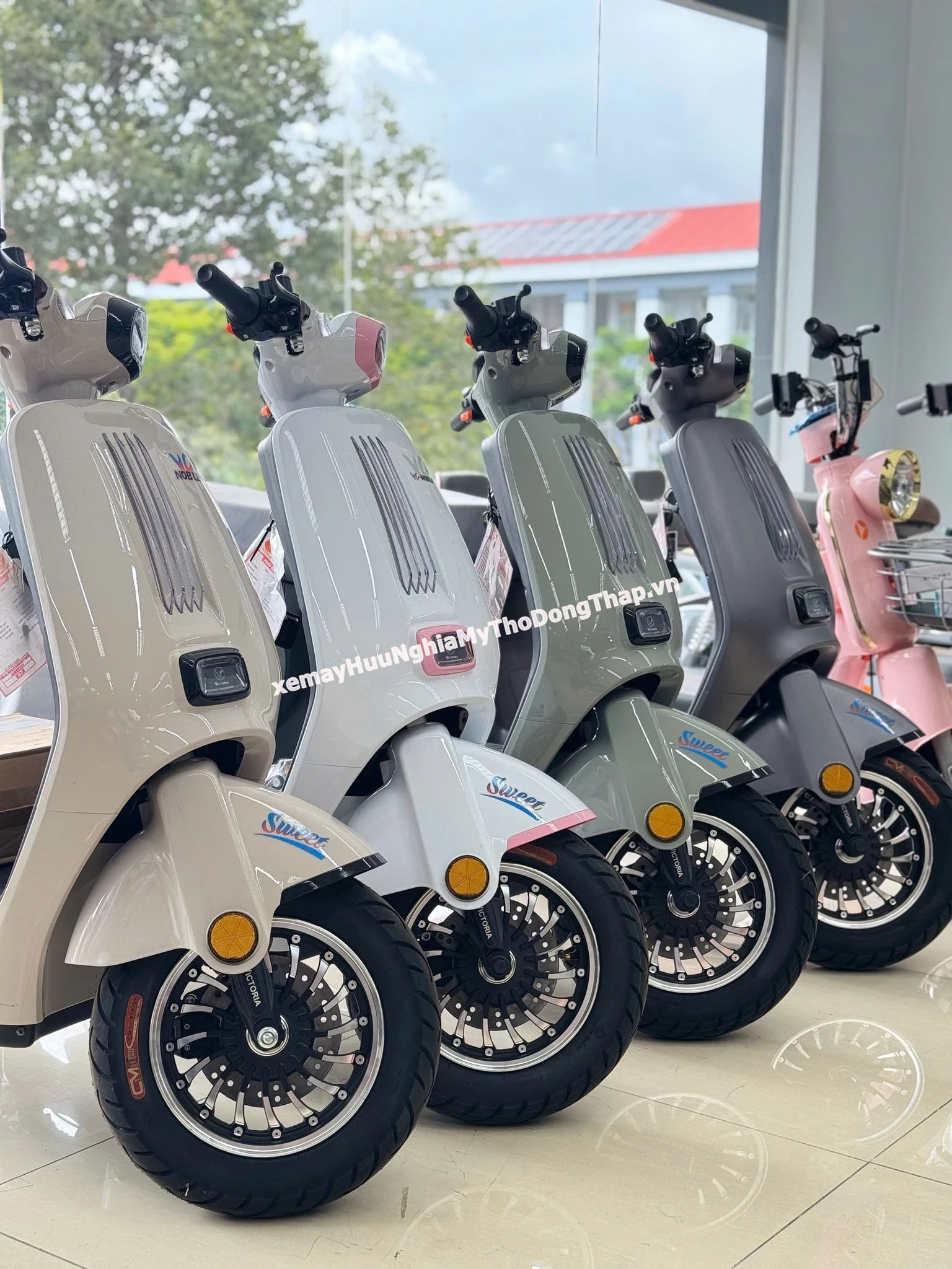 Xe dien 50cc Victoria VC Noble duoc khach hang yeu thich tai Huu Nghia 2