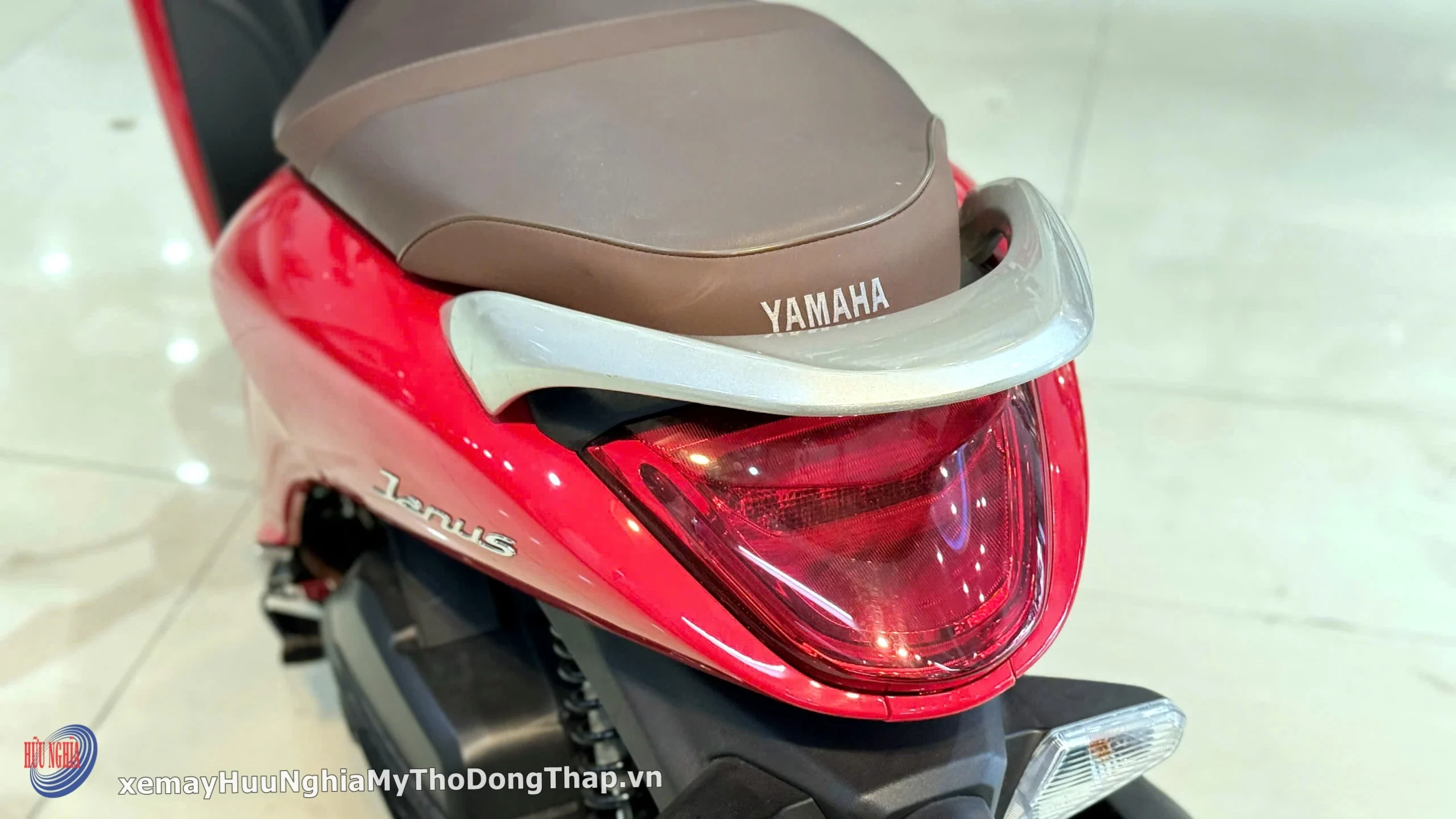 5 ly do Yamaha Janus 2024 ban Dac biet tro thanh lua chon so 1 cua nu van phong chi em noi tro 2 scaled