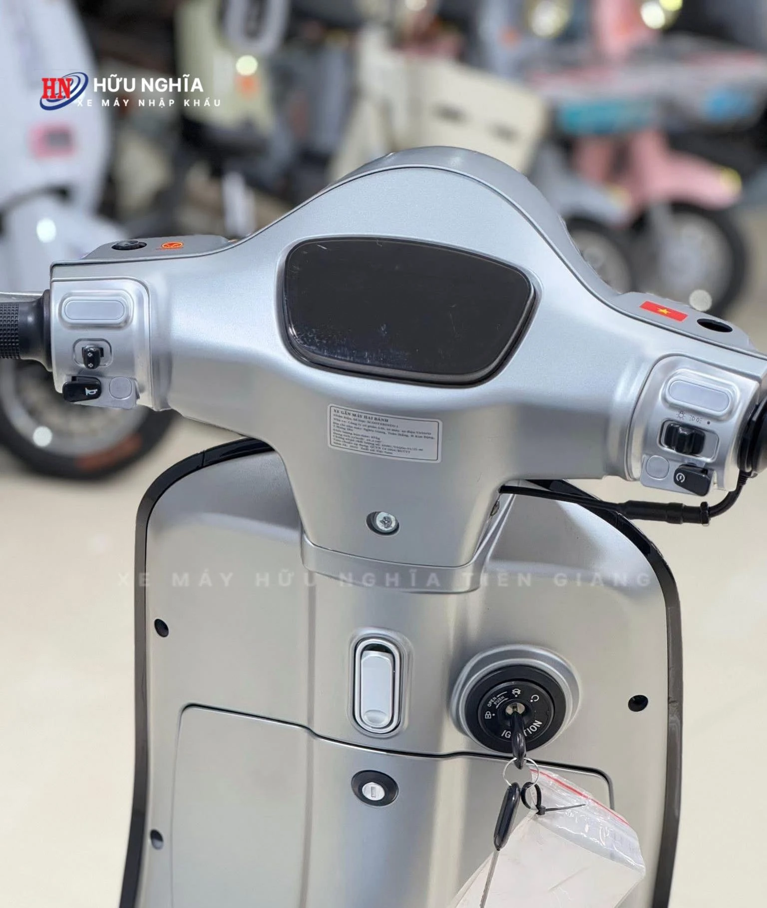 Victoria Scooterindo 50cc %E2%80%93 Chiec xe cua the he tre 1