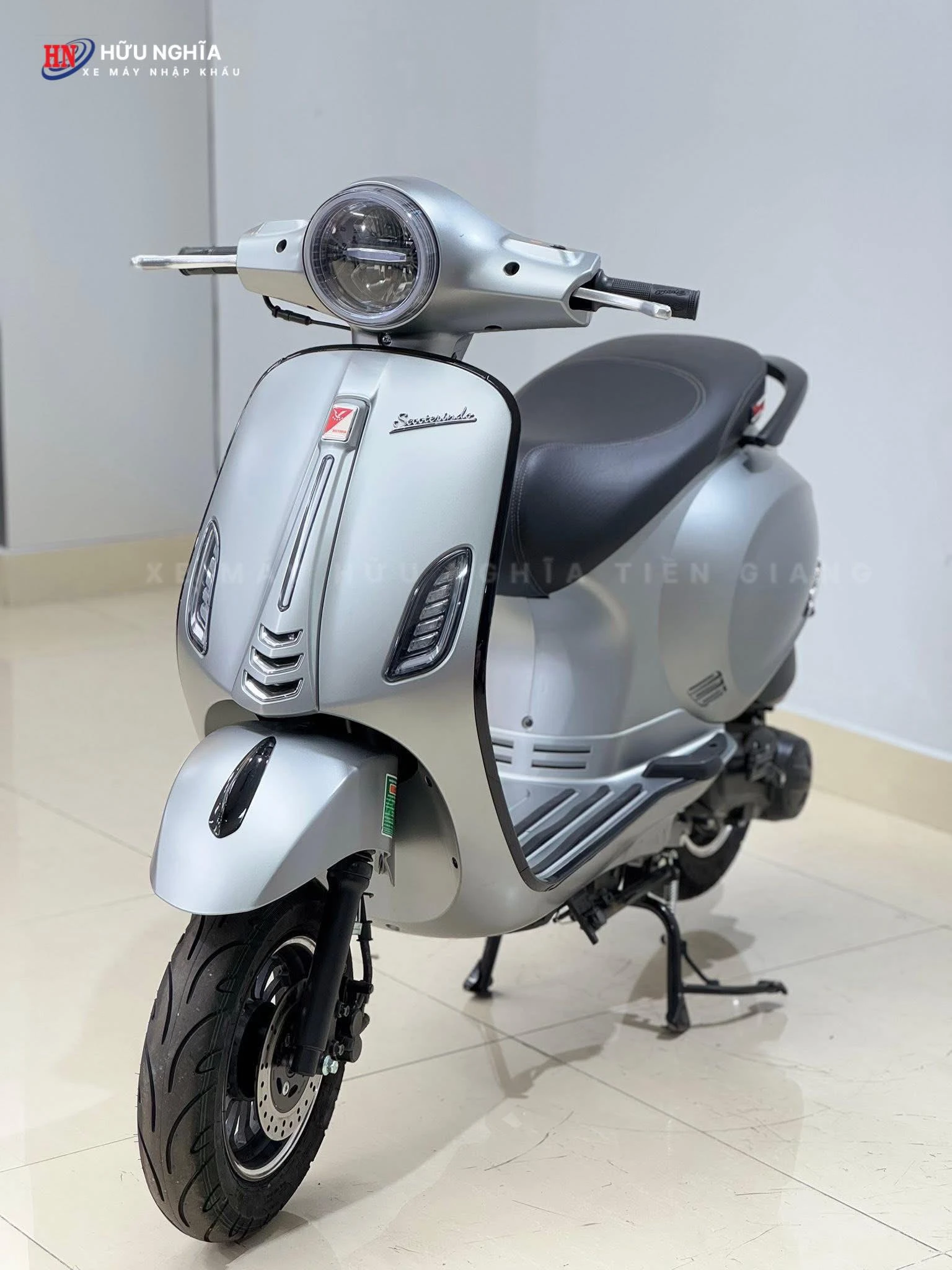 Victoria Scooterindo 50cc %E2%80%93 Chiec xe cua the he tre 2