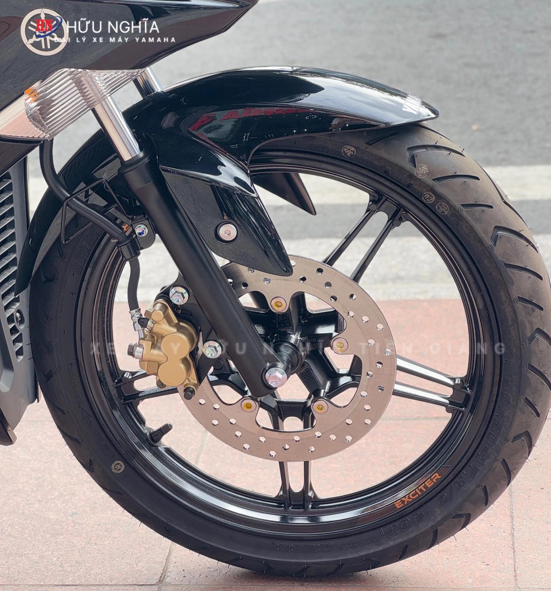 Yamaha Exciter 155 %E2%80%93 Den Nau Suc hut cua quyen luc trong bong toi danh cho nhung tay lai dam me toc do va ca tinh manh 1 1