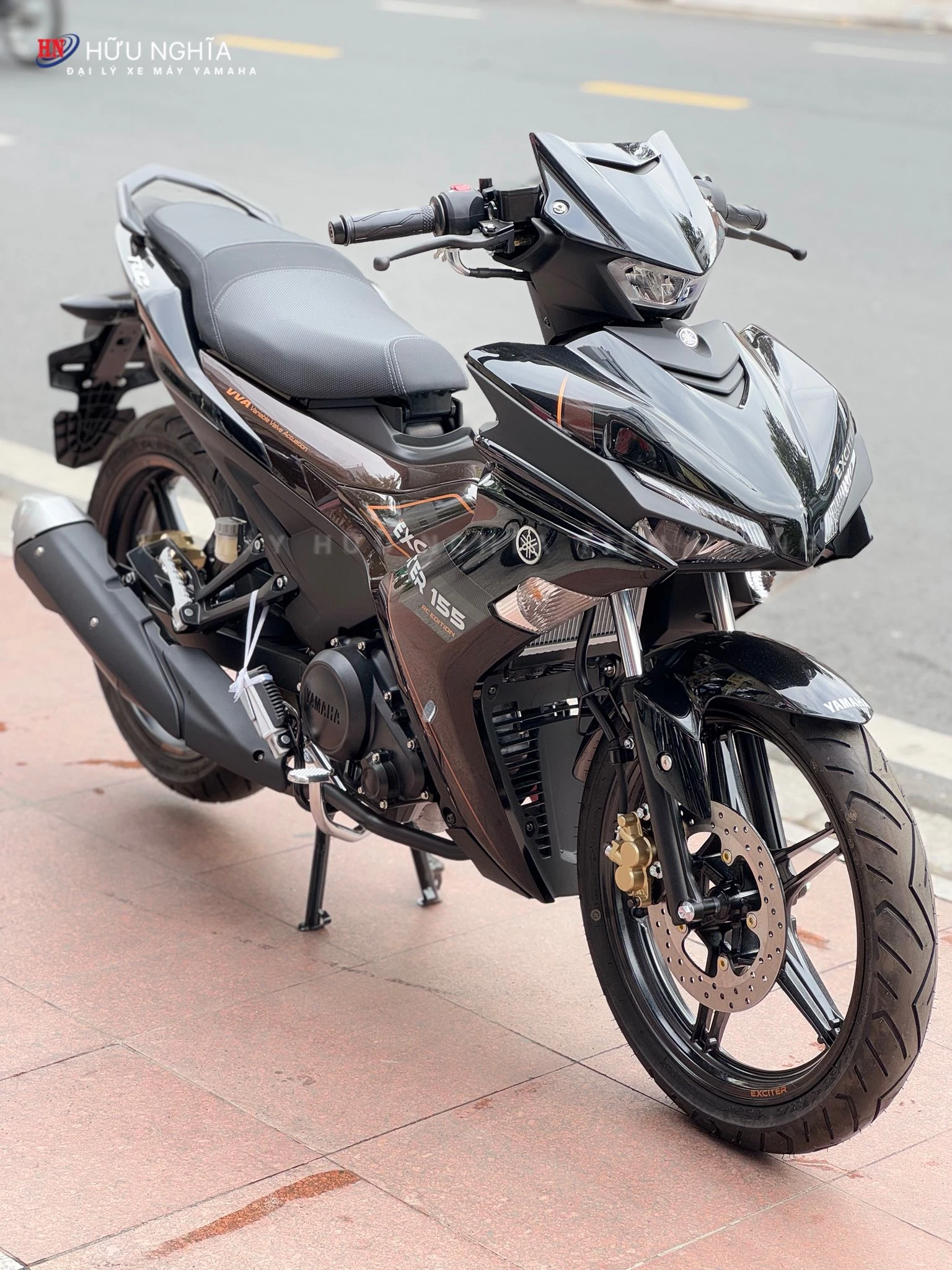 Yamaha Exciter 155 %E2%80%93 Den Nau Suc hut cua quyen luc trong bong toi danh cho nhung tay lai dam me toc do va ca tinh manh 2 1