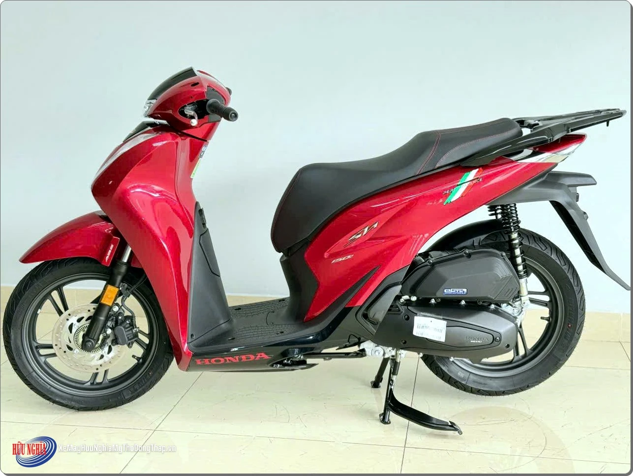 Honda SH Y 150i Do Corsa chinh thuc ve nha moi tai Tien Giang 1