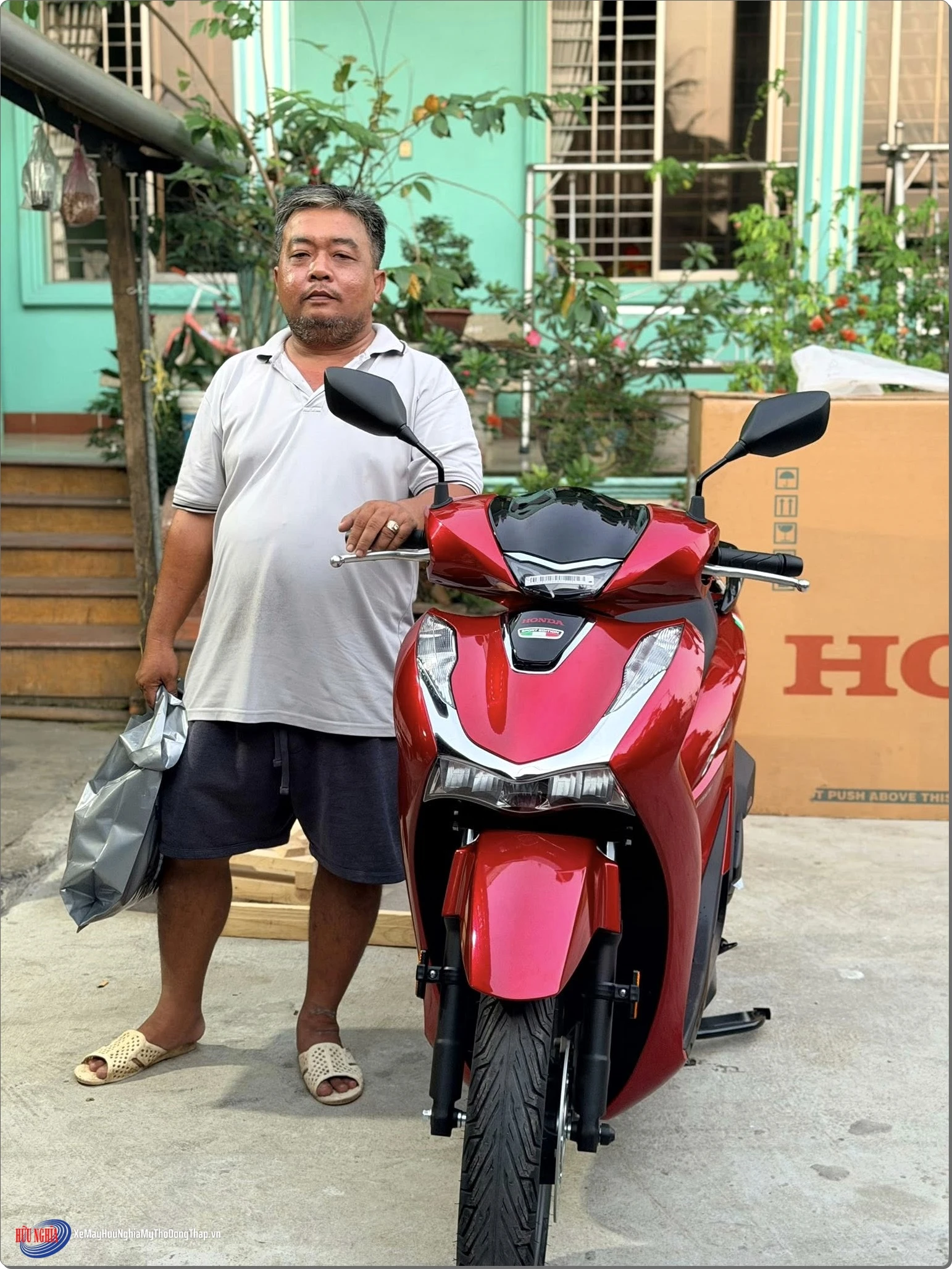 Honda SH Y 150i Do Corsa chinh thuc ve nha moi tai Tien Giang 5