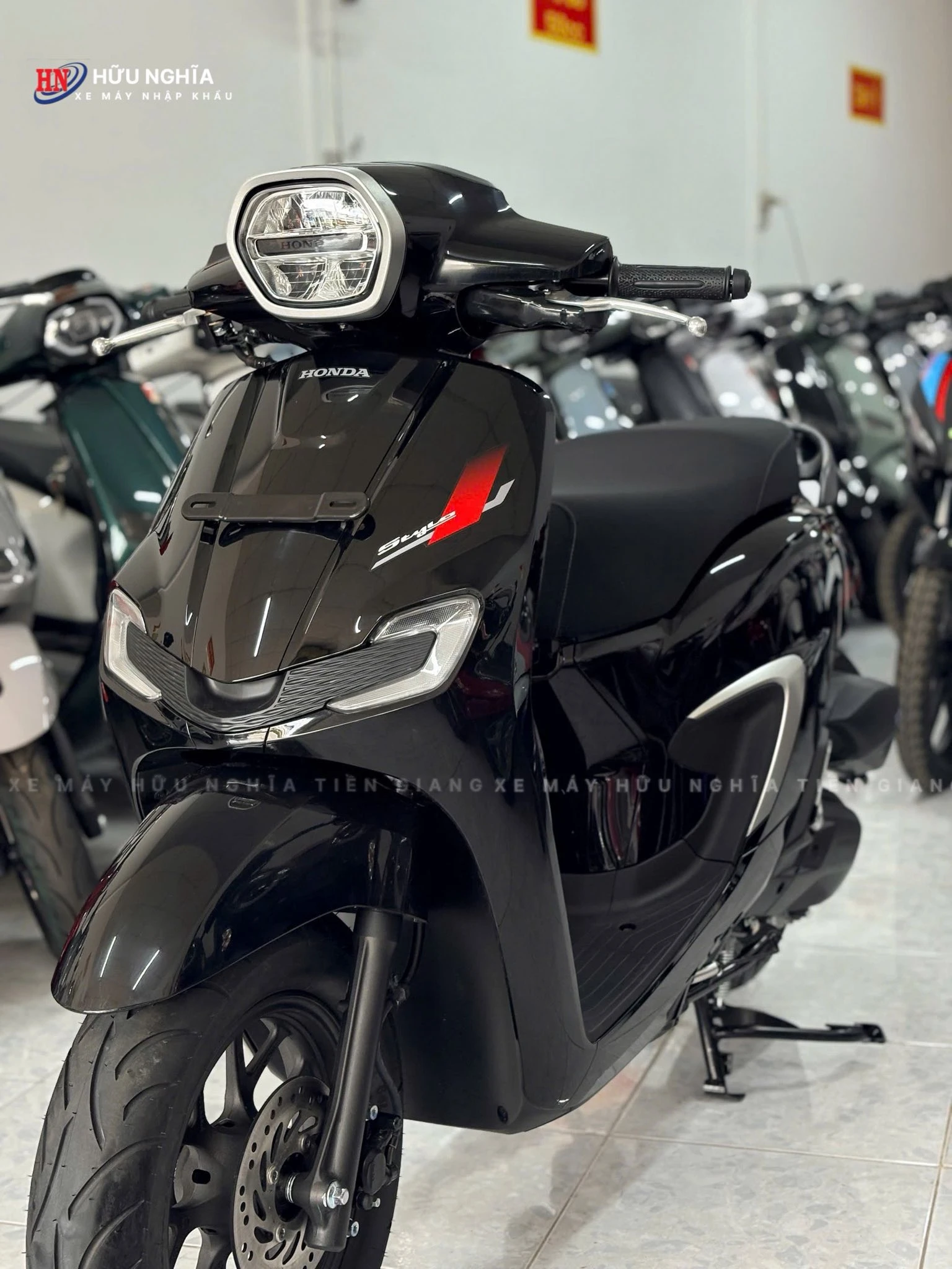 Honda Stylo nhap khau Indonesia %E2%80%93 Mau den huyen bi phong cach chua bao gio loi mot da chinh thuc ve den Xe May Nhap Khau Huu Nghia 3