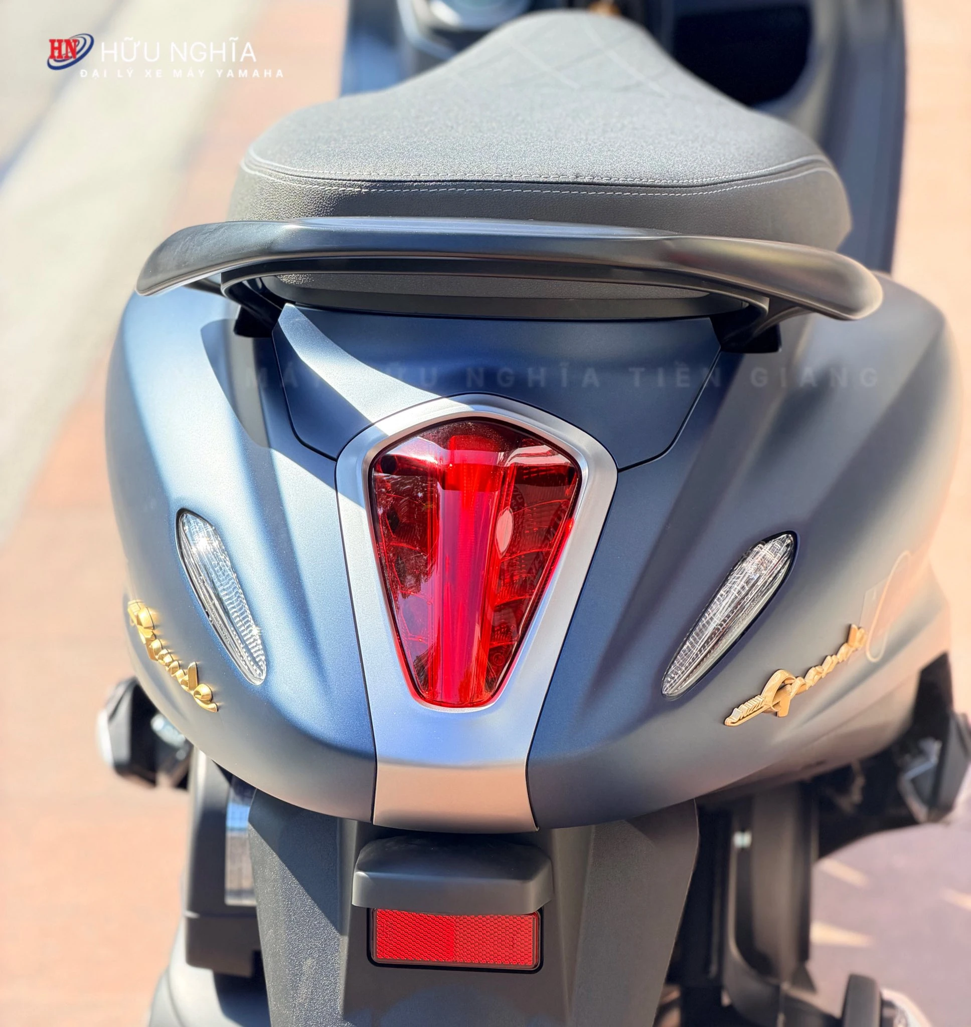 Yamaha Grande 2026 %E2%80%93 Vi sao tro thanh nguoi ban dong hanh duoc phai dep tin chon moi ngay 2