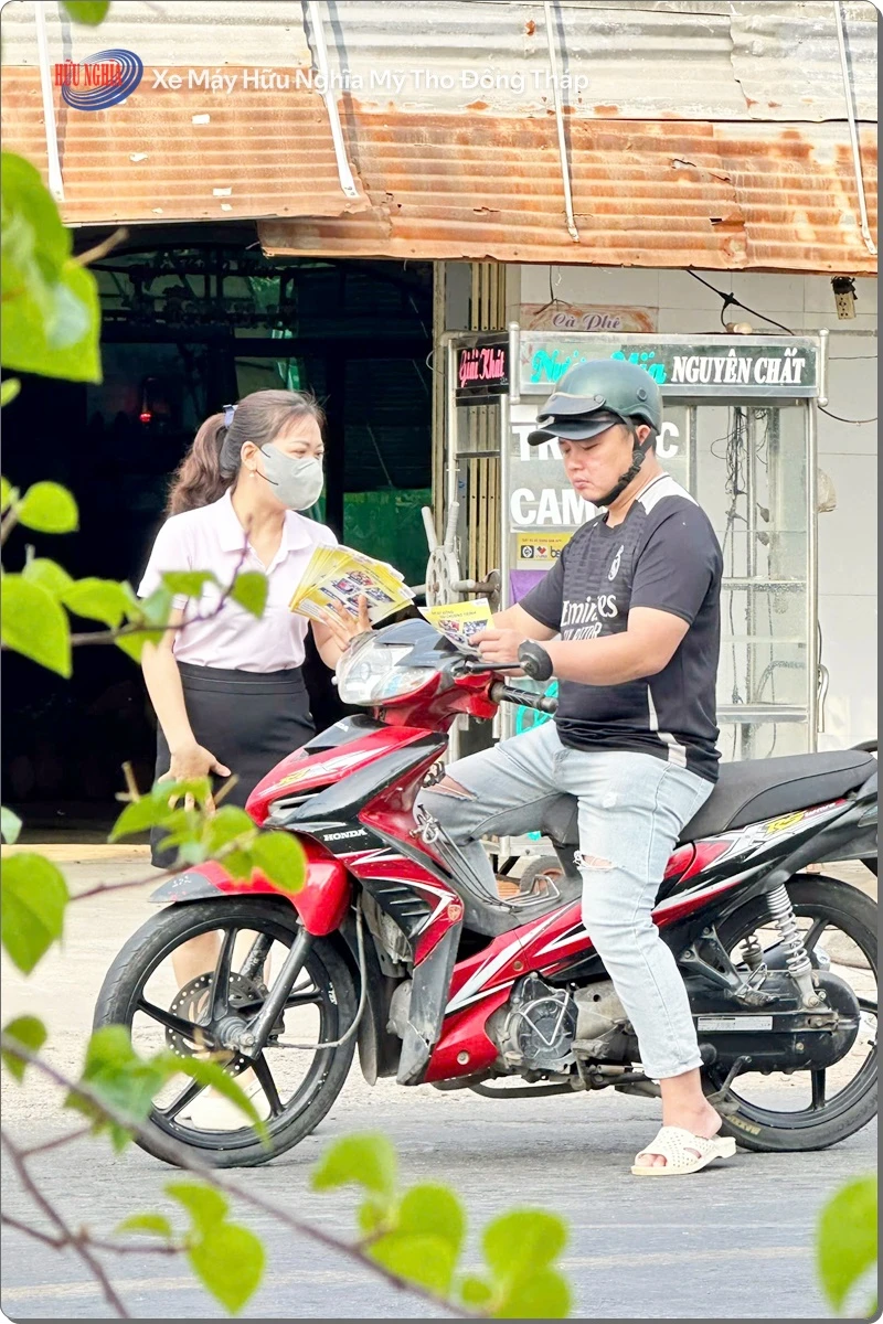 Yamaha Huu Nghia moi ba con Mien Tay Thay nhot 0 dong %E2%80%93 Mung mua lua moi 19