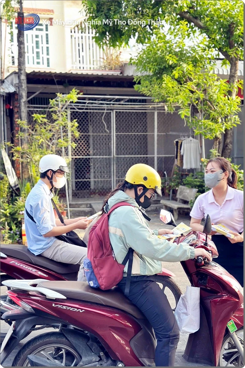 Yamaha Huu Nghia moi ba con Mien Tay Thay nhot 0 dong %E2%80%93 Mung mua lua moi 2