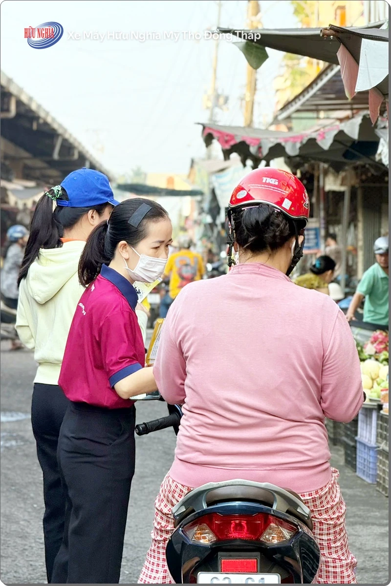 Yamaha Huu Nghia moi ba con Mien Tay Thay nhot 0 dong %E2%80%93 Mung mua lua moi 20