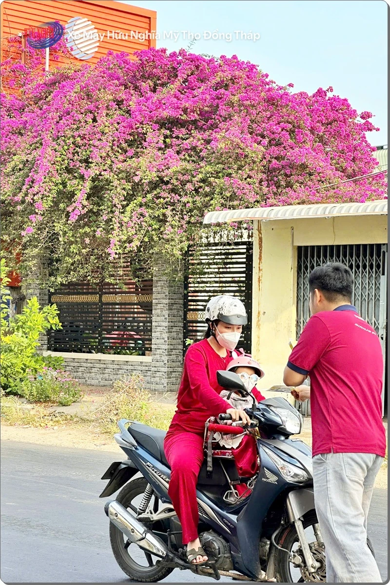 Yamaha Huu Nghia moi ba con Mien Tay Thay nhot 0 dong %E2%80%93 Mung mua lua moi 7