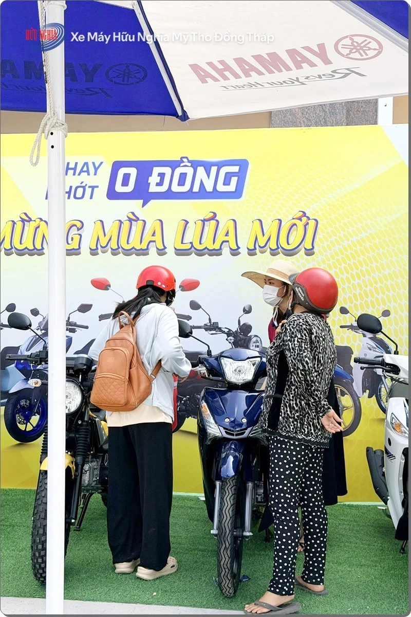 Yamaha Huu Nghia thay nhot hoan toan mien phi cho ba con mien Tay 1