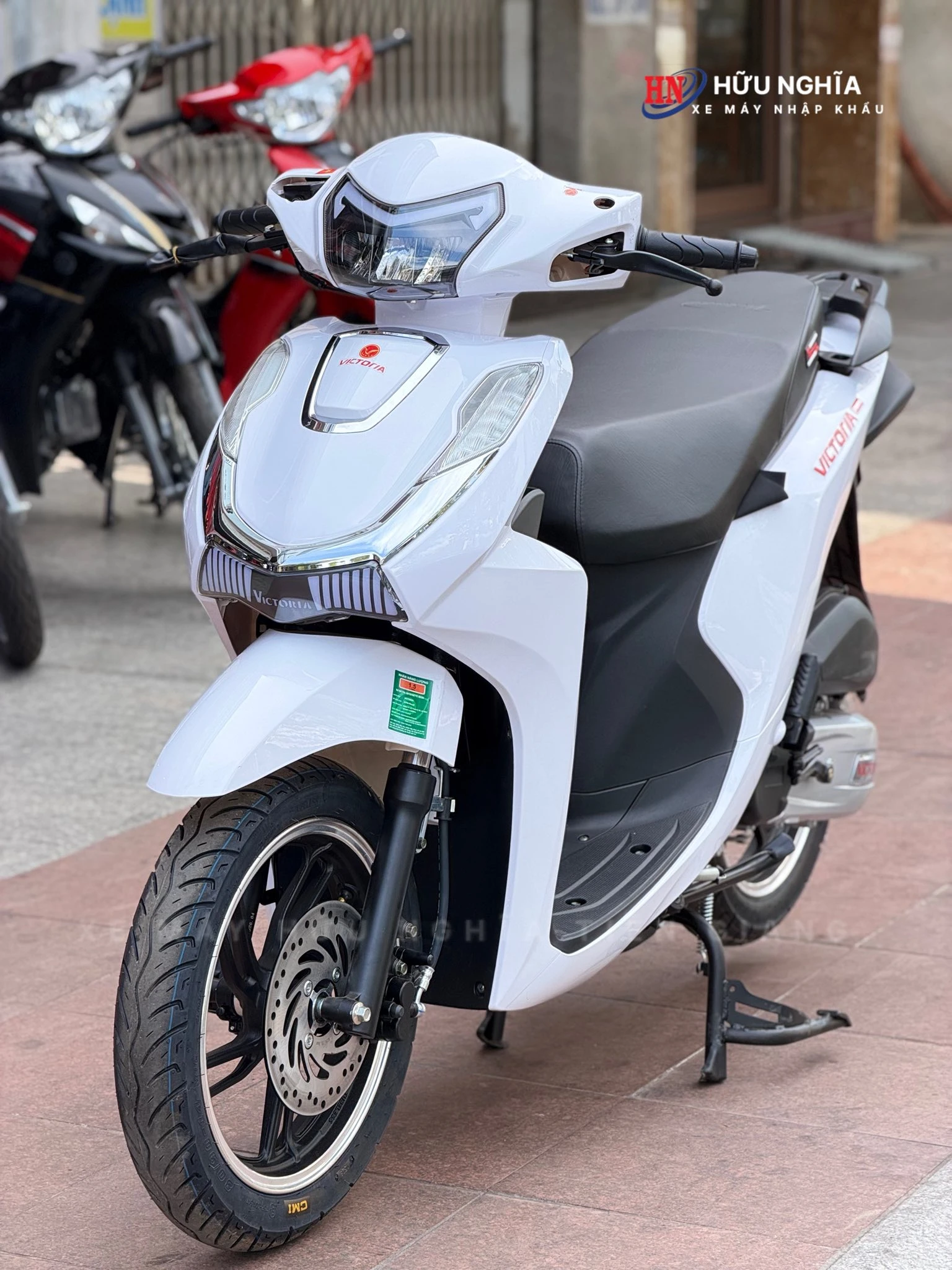 VICTORIA AT88ROYAL Mau xe tay ga tiet kiem xang 1.5L100km dang duoc quan tam tai Huu Nghia 2