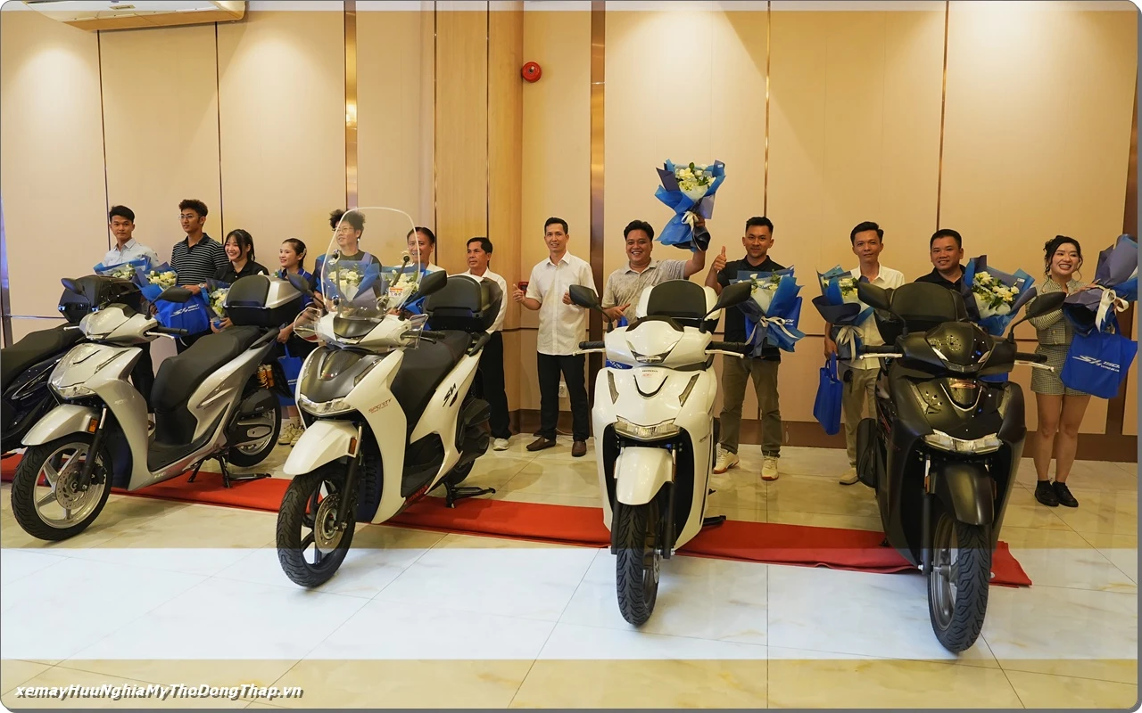 onda SH Y Vetro Blue 150i chinh thuc duoc phan phoi boi Xe May Huu Nghia My Tho Dong Thap 10