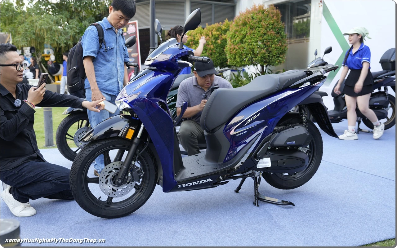 onda SH Y Vetro Blue 150i chinh thuc duoc phan phoi boi Xe May Huu Nghia My Tho Dong Thap 7