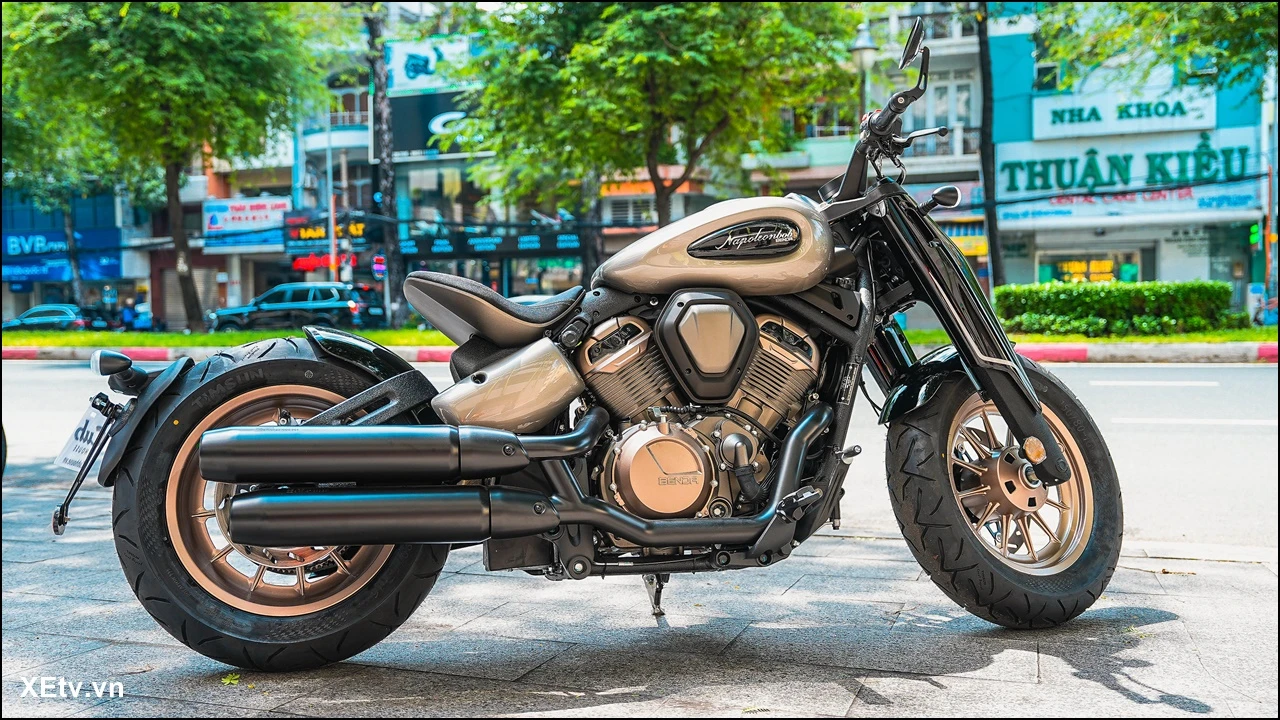 Benda Napoleon 500 Bobber dang noi len nhu mot hien tuong trong phan khuc bobberretro 2