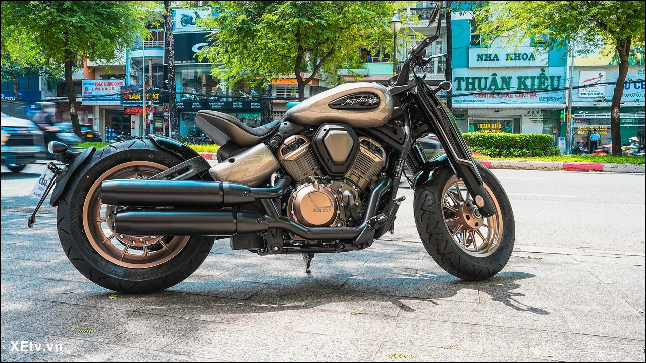 Benda Napoleon 500 Bobber dang noi len nhu mot hien tuong trong phan khuc bobberretro 9