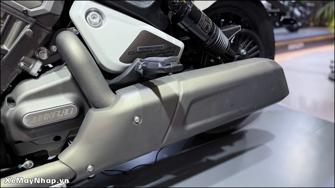 xe may nhap Benda Dark Flag 500 26