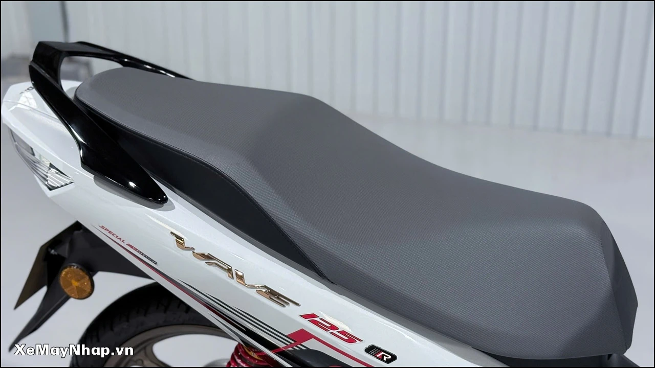 Honda Wave 125R Special Edition x Profender 102