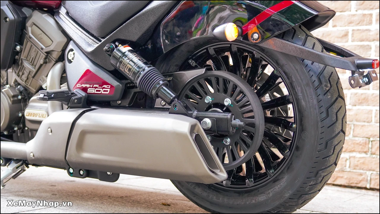 Xe May Nhap tu hao la don vi phan phoi chinh thuc mau Benda Dark Flag 500 Commander 58