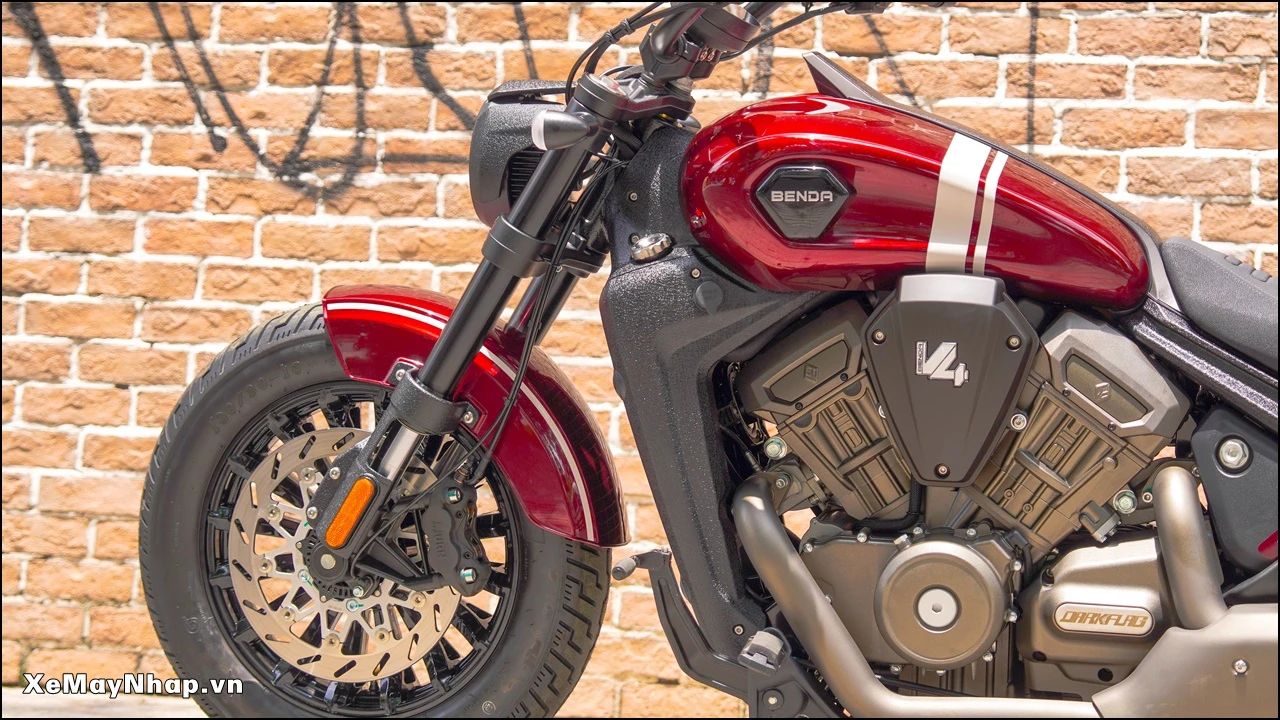 Xe May Nhap tu hao la don vi phan phoi chinh thuc mau Benda Dark Flag 500 Commander 8