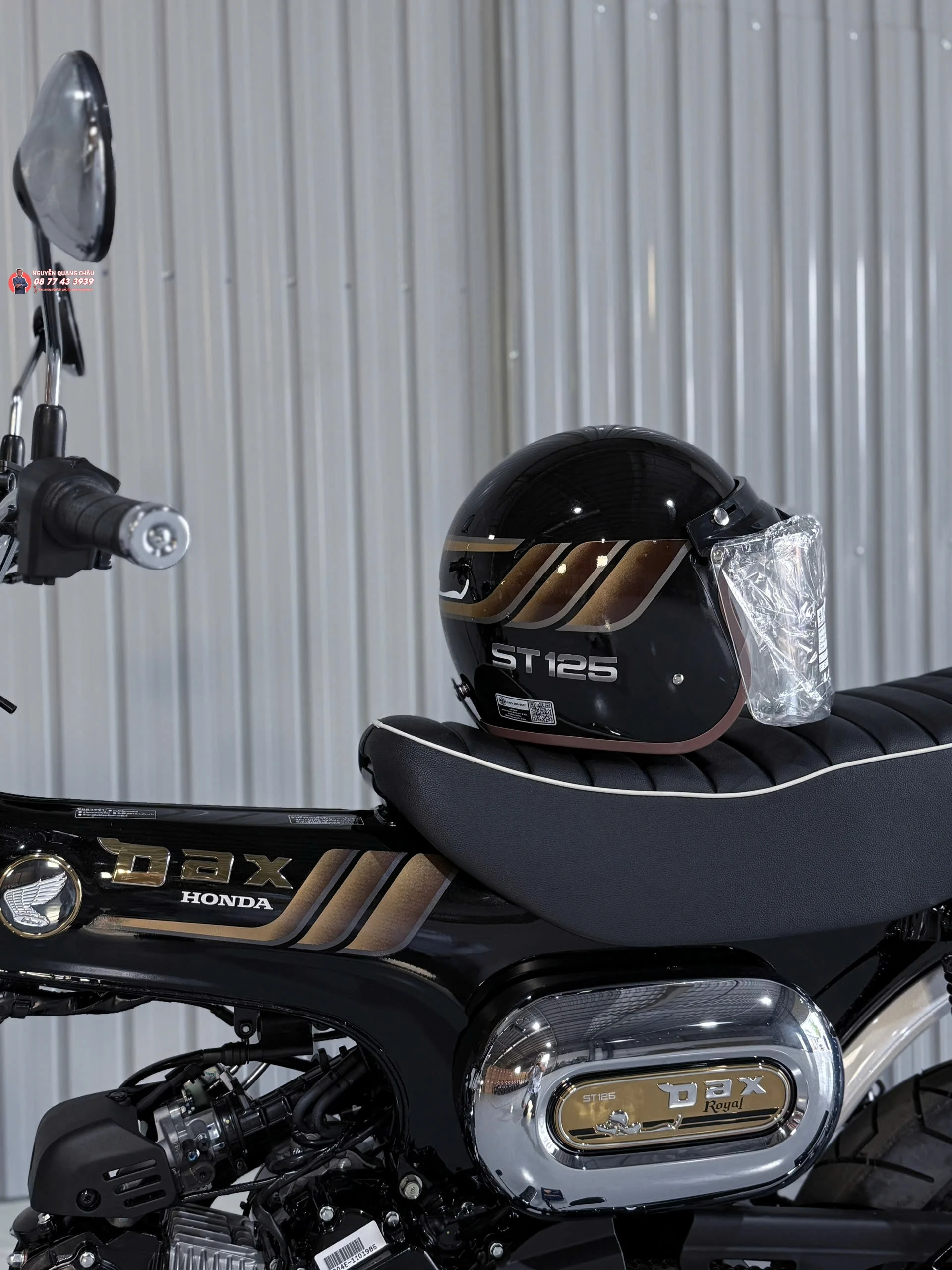 Honda DAX Royal Limited Edition 26
