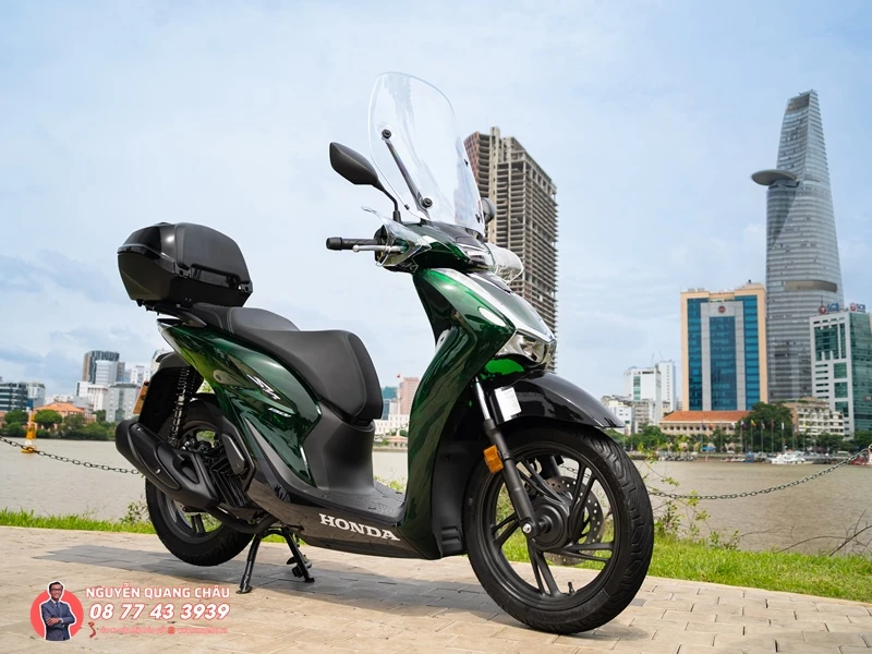Honda SH Y Vetro 150i gia tot thang nay giao xe tan nha anh chi VIP 11