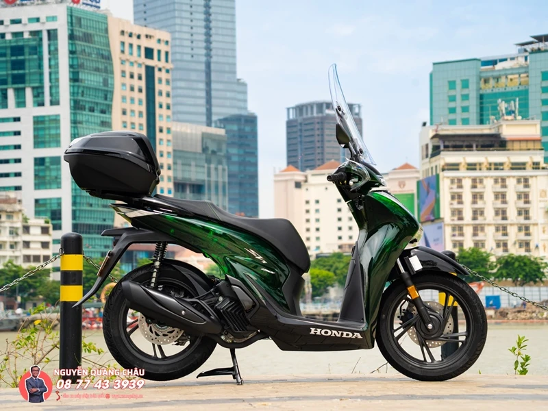 Honda SH Y Vetro 150i gia tot thang nay giao xe tan nha anh chi VIP 2