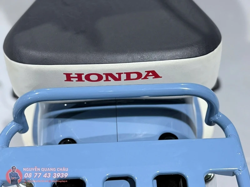 Honda Super Cub 50 Final Edition 2 1