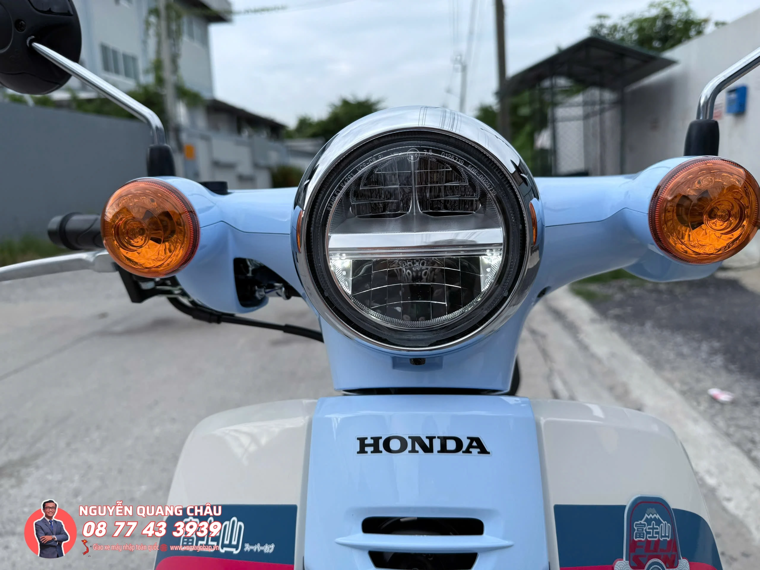 Honda Super Cub Fujisan Limited Edition chi san xuat gioi han 500 chiec tren toan Thai Lan 16