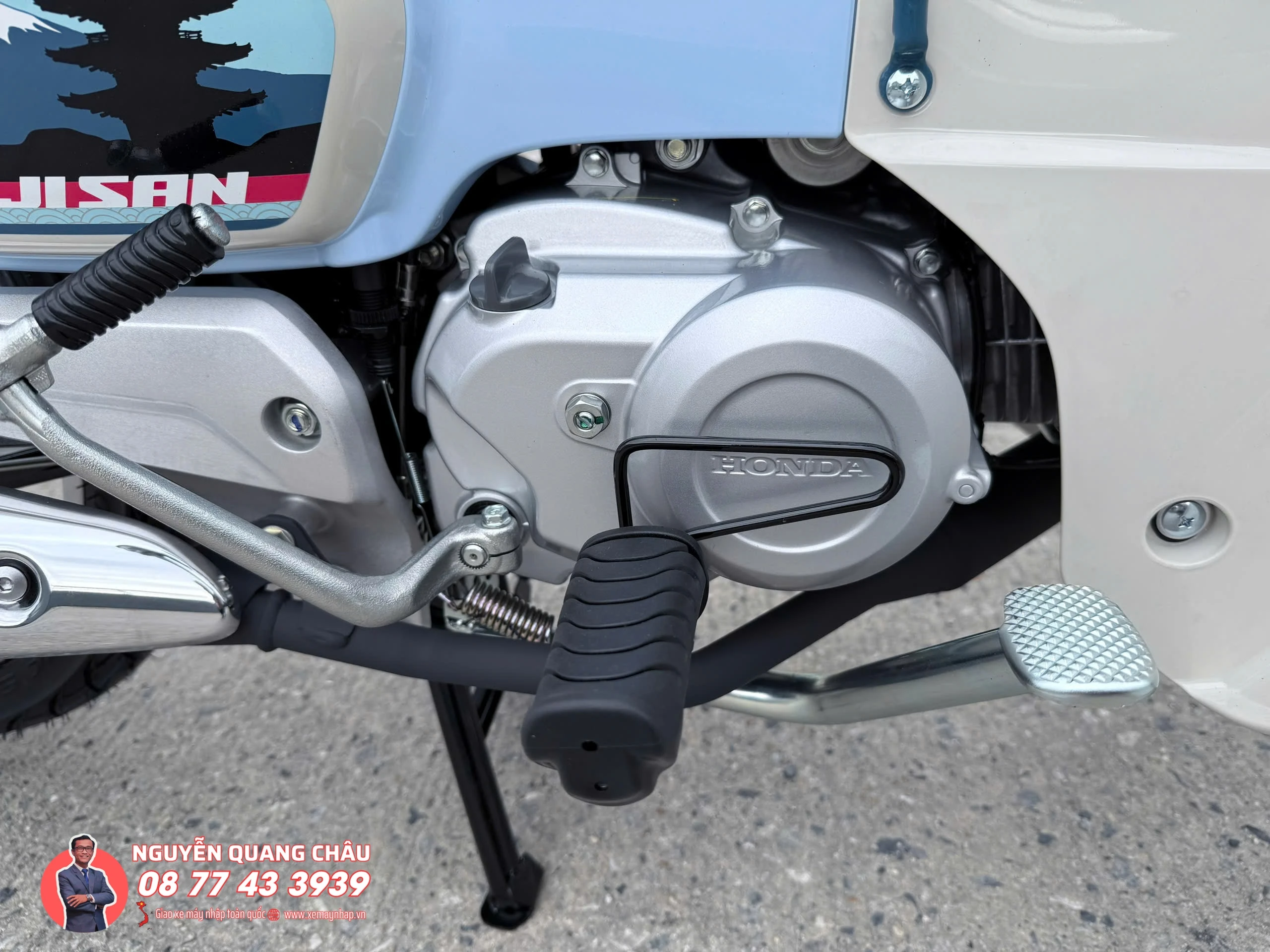 Honda Super Cub Fujisan Limited Edition chi san xuat gioi han 500 chiec tren toan Thai Lan 2