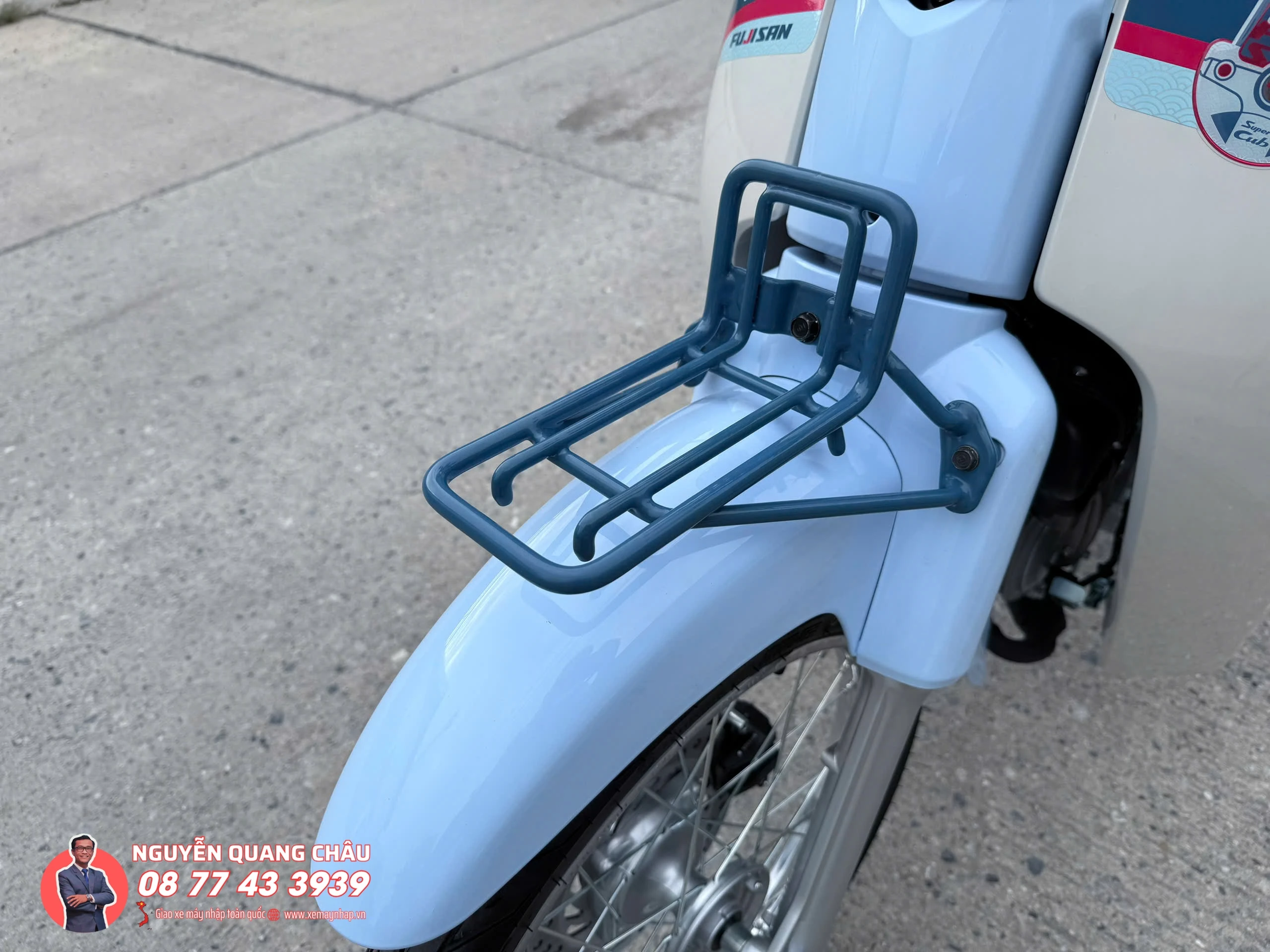 Honda Super Cub Fujisan Limited Edition chi san xuat gioi han 500 chiec tren toan Thai Lan 5