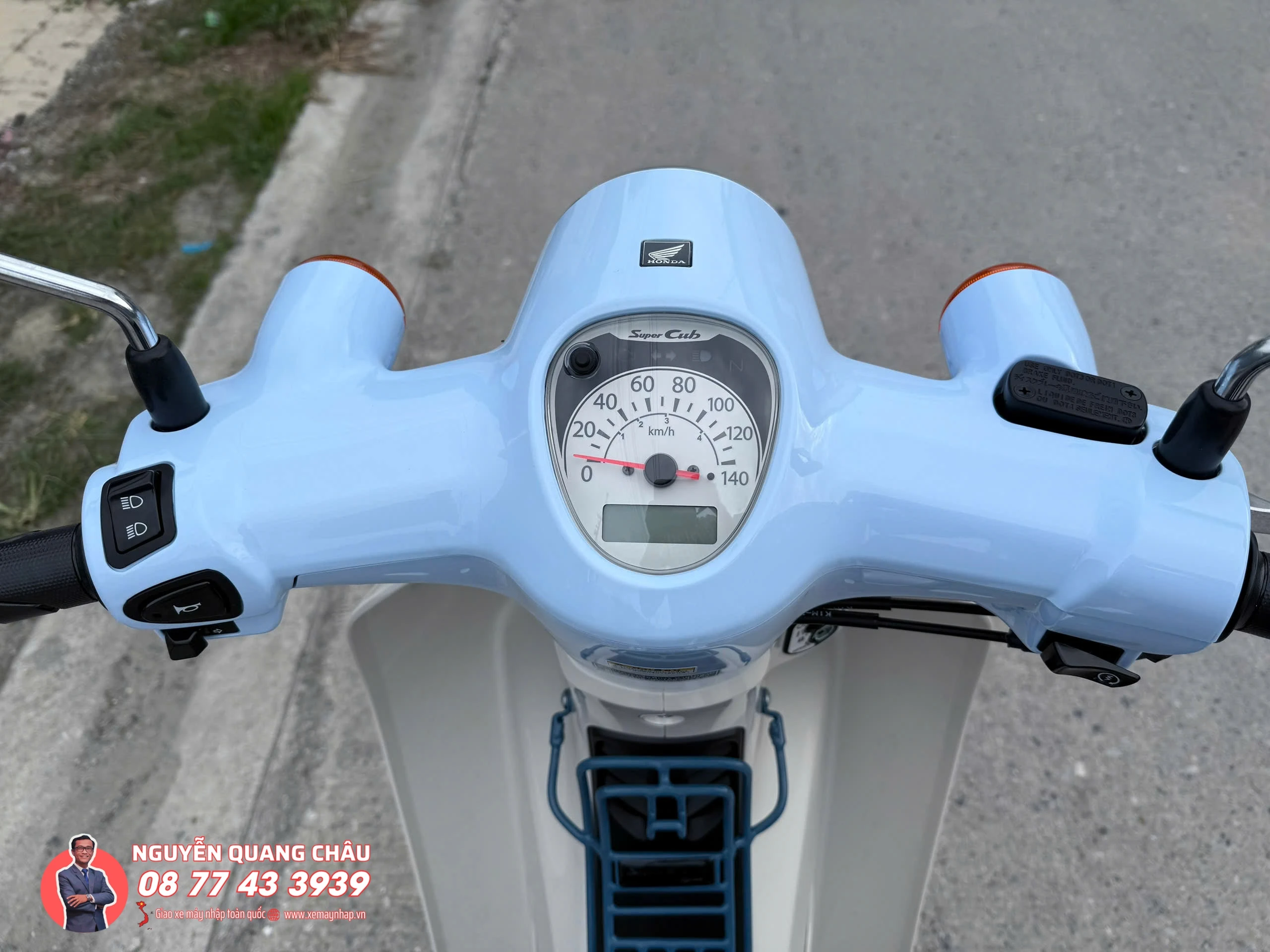 Honda Super Cub Fujisan Limited Edition chi san xuat gioi han 500 chiec tren toan Thai Lan 8