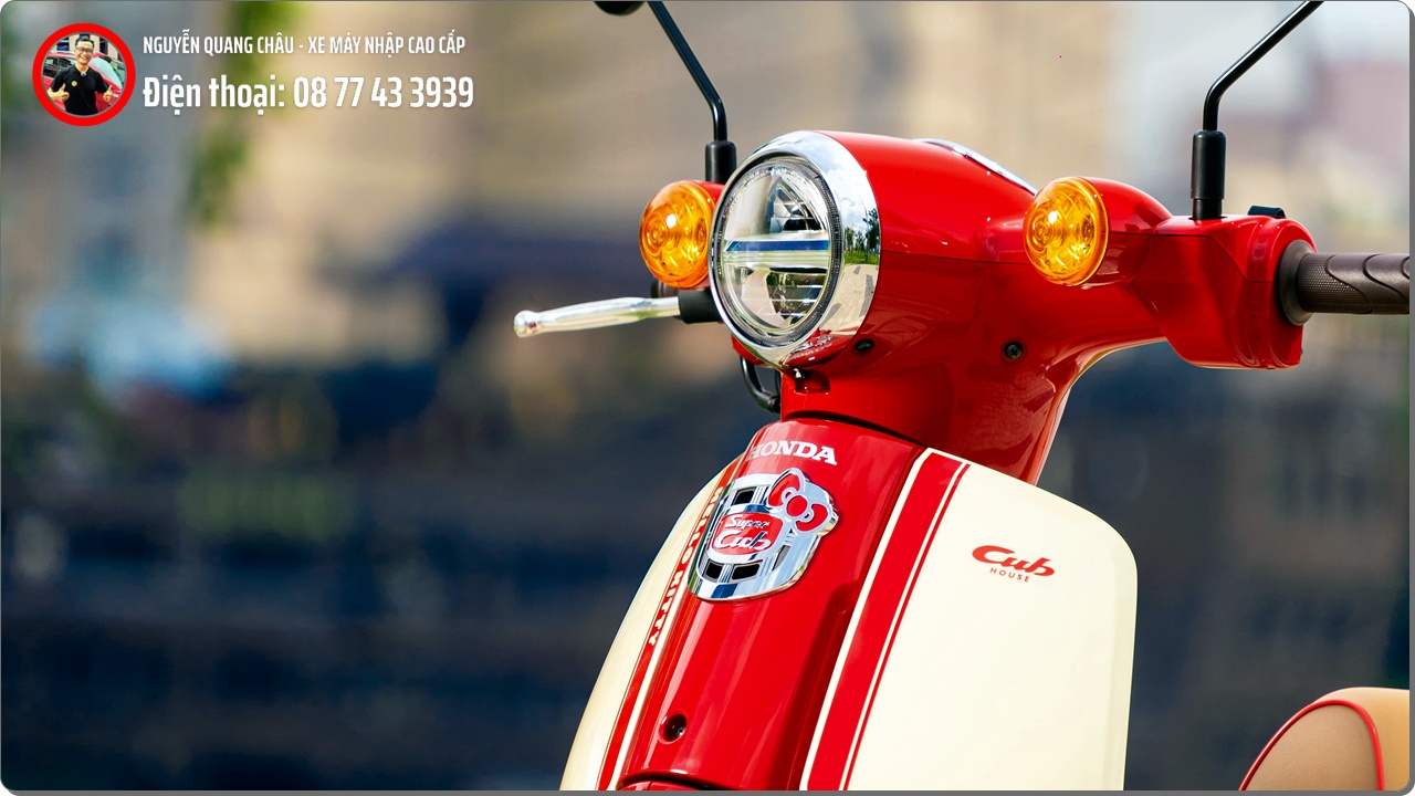 Honda Super Cub 50 Hello Kitty %E2%80%93 Khi mot chiec xe tro thanh tac pham suu tam mang gia tri van hoa 1