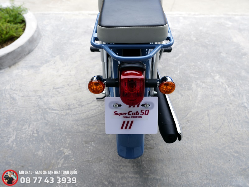 Xe May Nhap chinh thuc ra mat phien ban Honda Super Cub 50 Final Edition Custom by Cub House 72