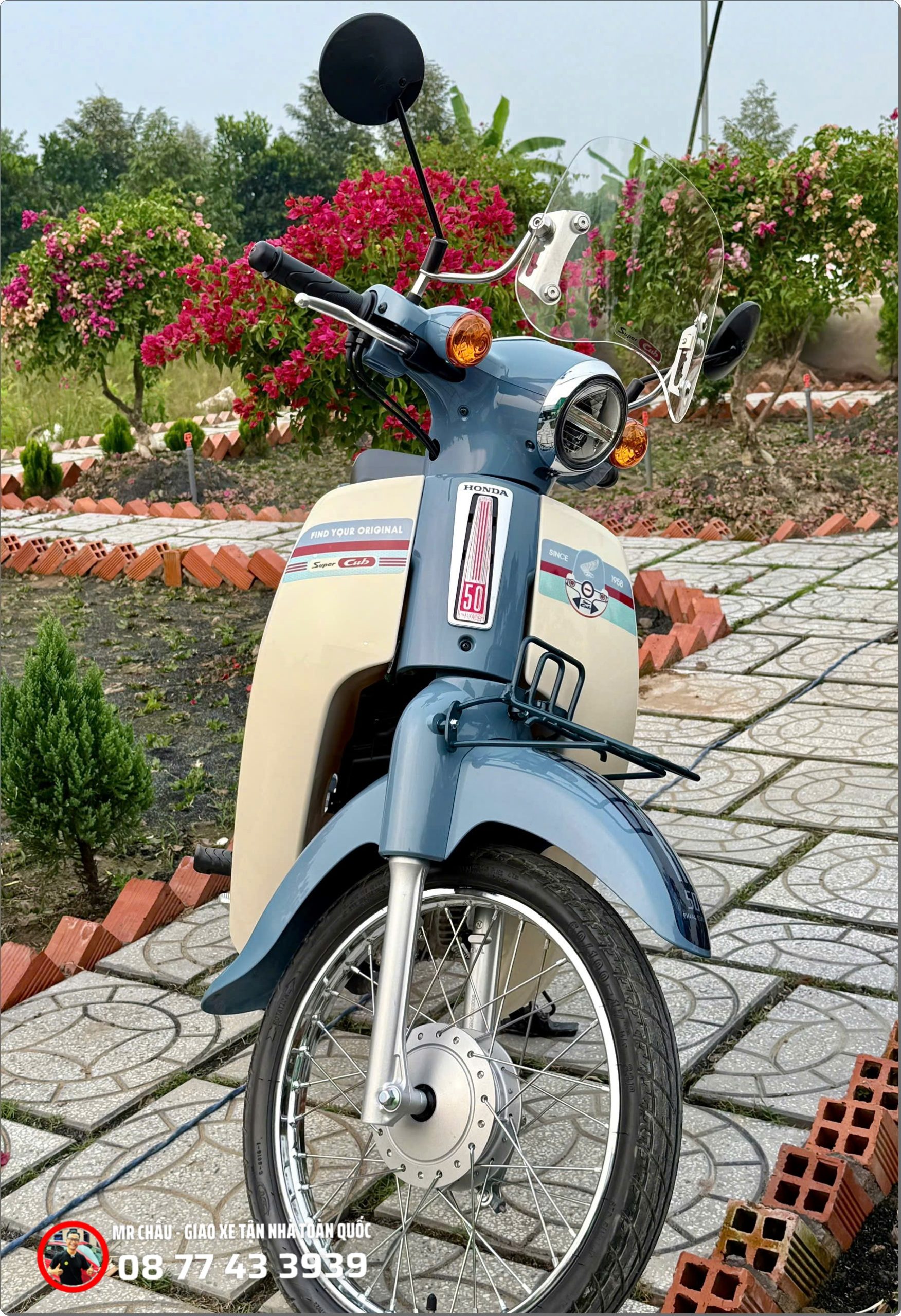 Nong dan miet vuon lai Honda Super Cub 50 Final Edition mua thu hoach sau rieng mit%E2%80%A6 %E2%80%93 Khi bieu tuong Nhat Ban hoa vao nhip song mien que Viet 7 scaled