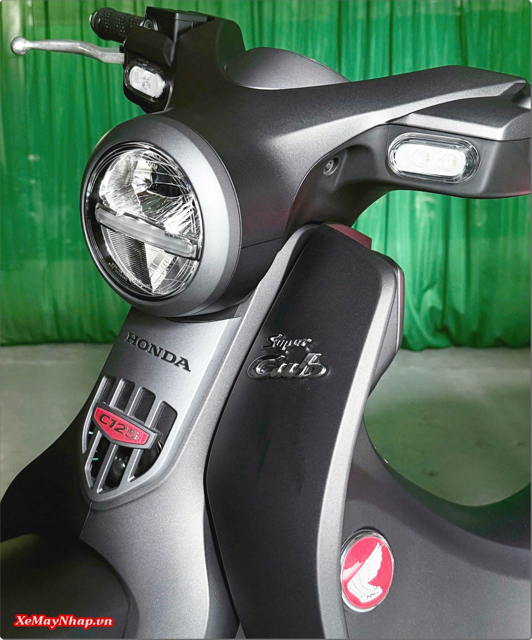 Honda Super Cub C125 ABS 2026, phiên bản đen nhám 10 mau den nham Honda Super Cub C125 ABS 2026 nhap khau Thai Lan 11 scaled