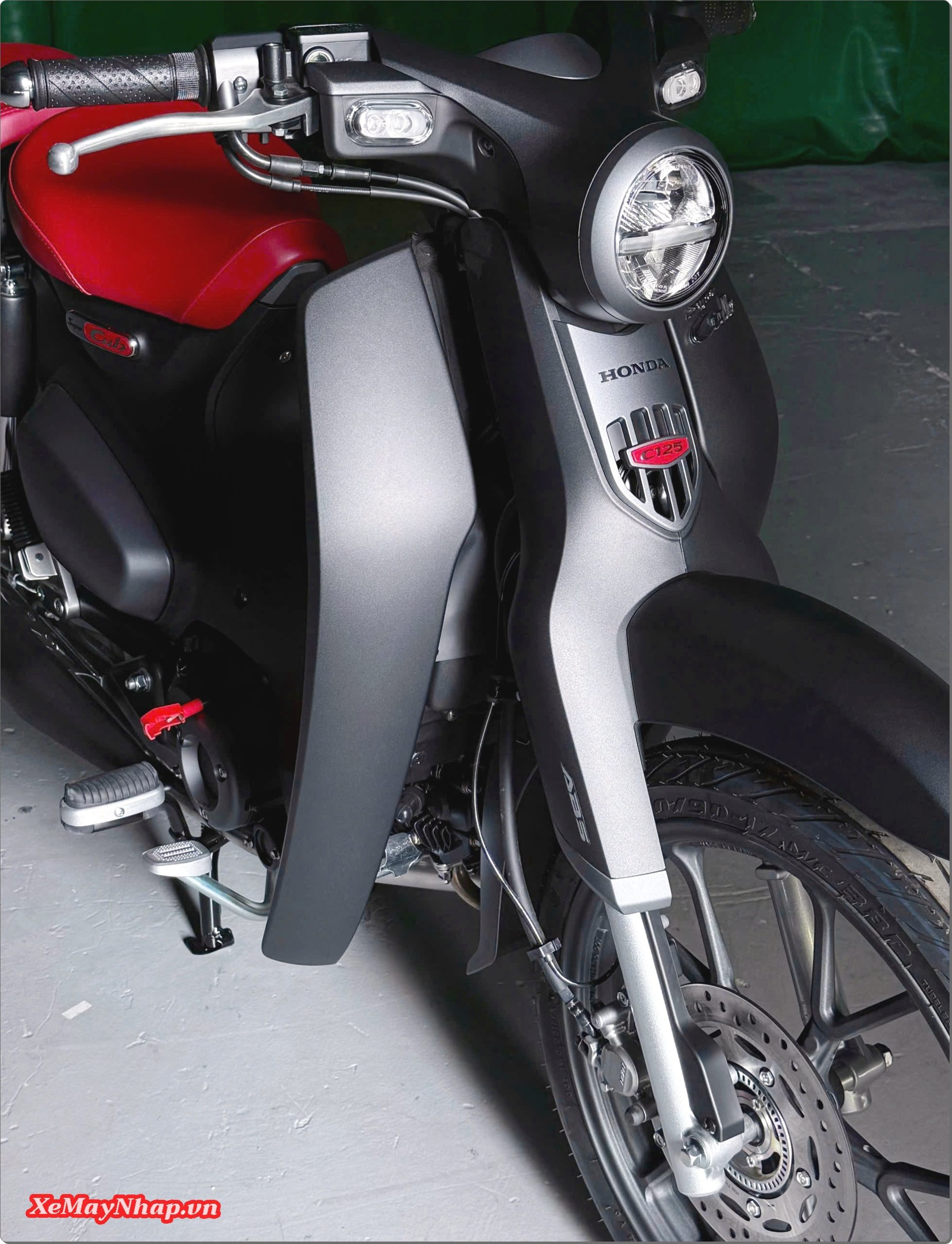 mau den nham Honda Super Cub C125 ABS 2026 nhap khau Thai Lan 13 scaled