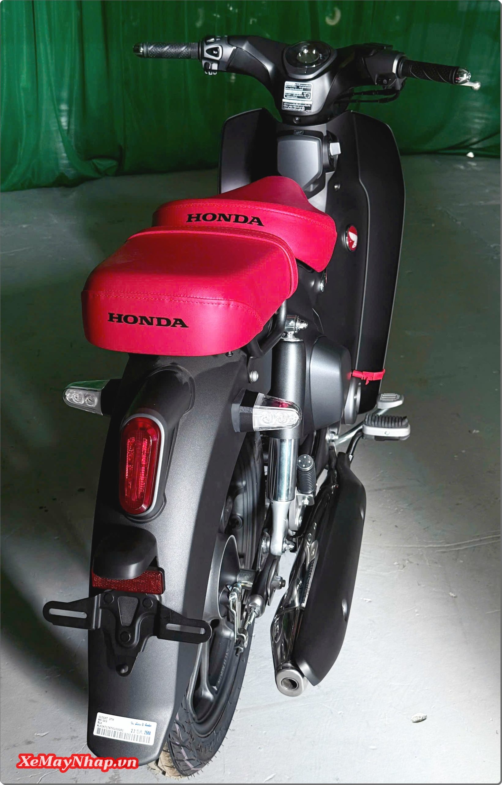 mau den nham Honda Super Cub C125 ABS 2026 nhap khau Thai Lan 6 scaled