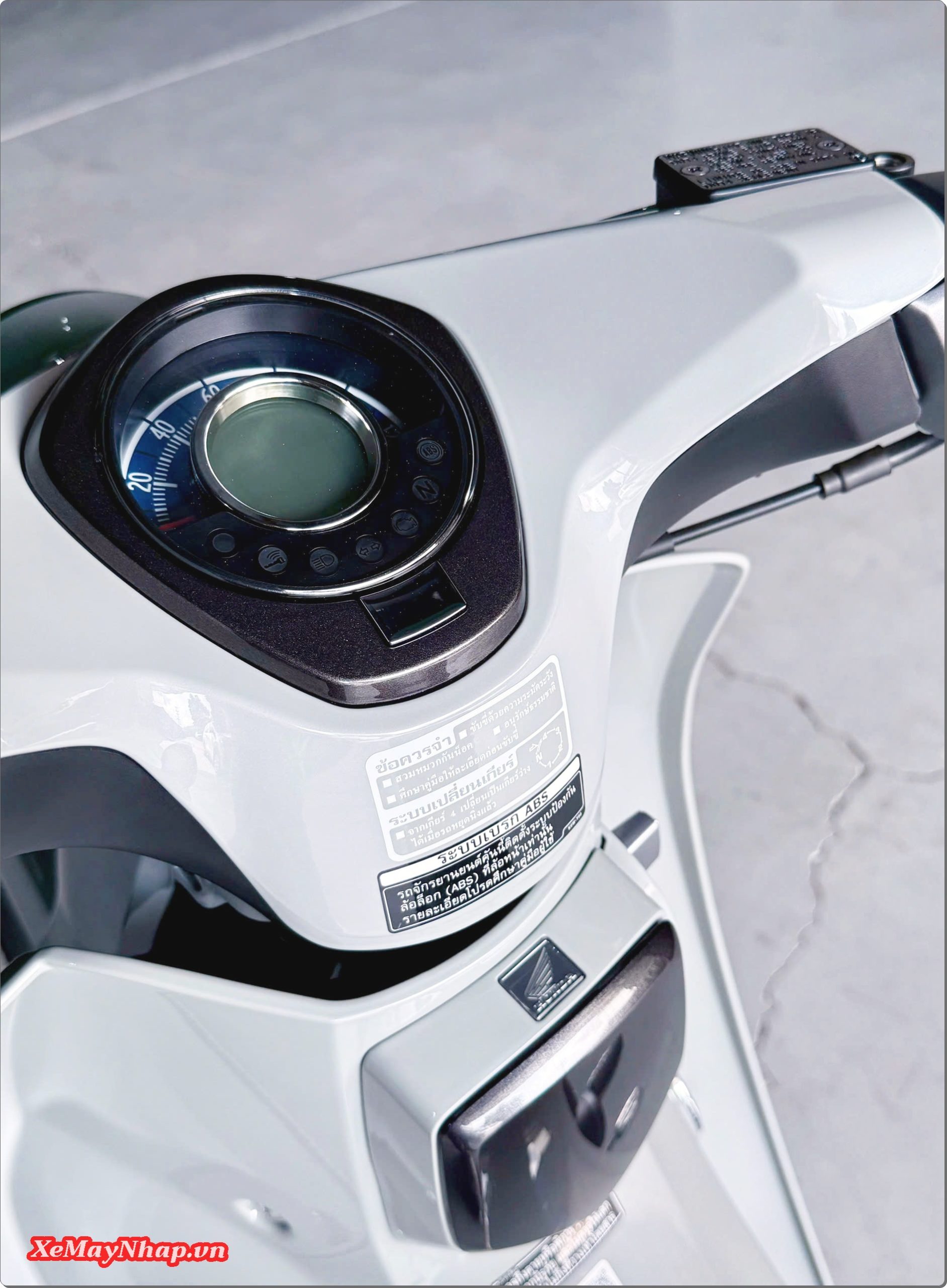 mau xam xi mang Honda Super Cub C125 ABS 2026 nhap khau Thai Lan 23 scaled