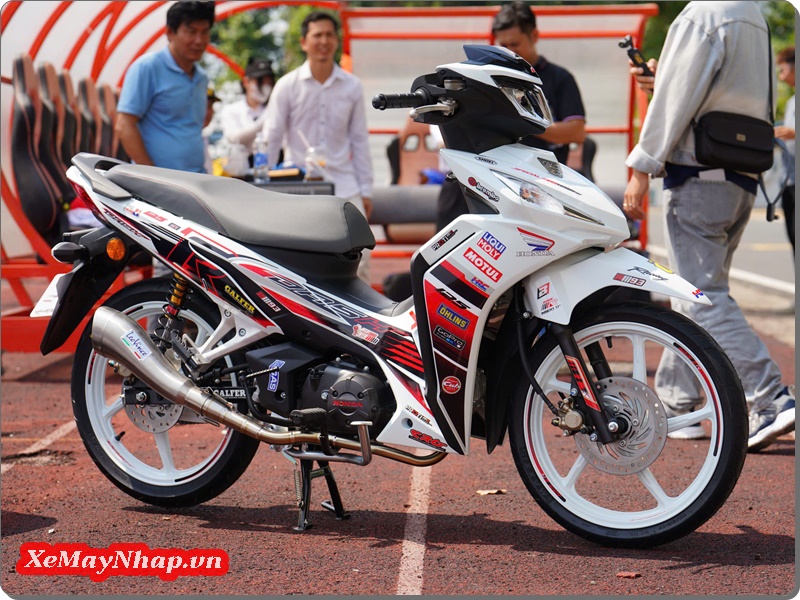 Honda Dash 125 Racing Custom by Cub House xemaynhap 4