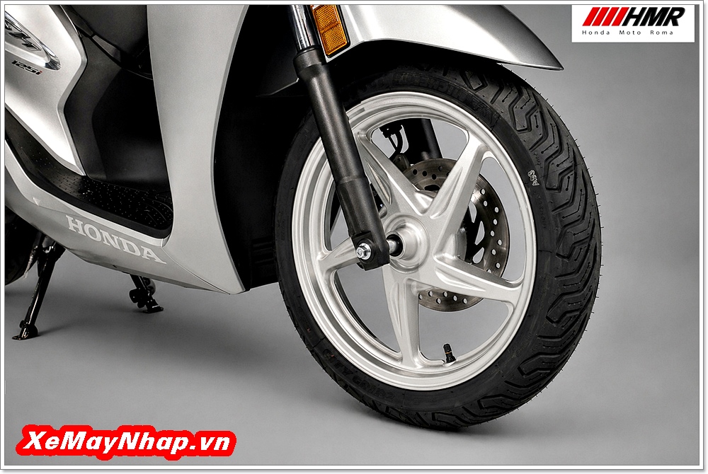 Honda SH Ý 150i Special Edition màu bạc Silver 25 Honda SH Y 150i Special Edition mau bac Silver Xe May Nhap