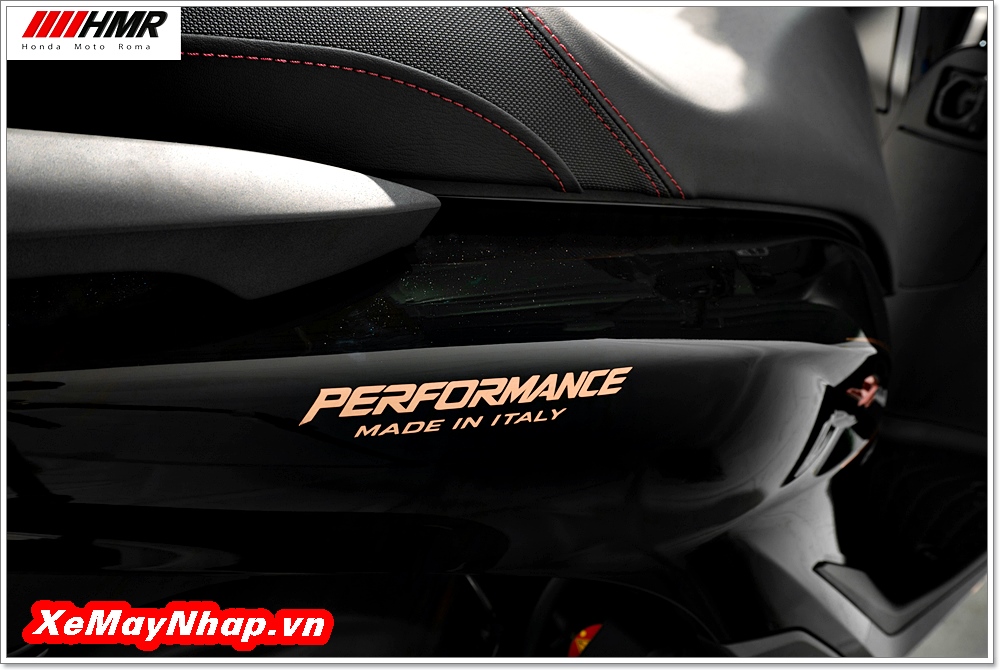 Honda SH Ý 150i Special Edition màu đen Black (1) Honda SH Y 150i Special Edition mau den Black 1