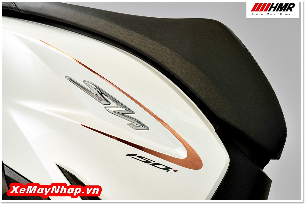 Honda SH Ý 150i Special Edition màu trắng White 14 Honda SH Y 150i Special Edition mau trang White 4