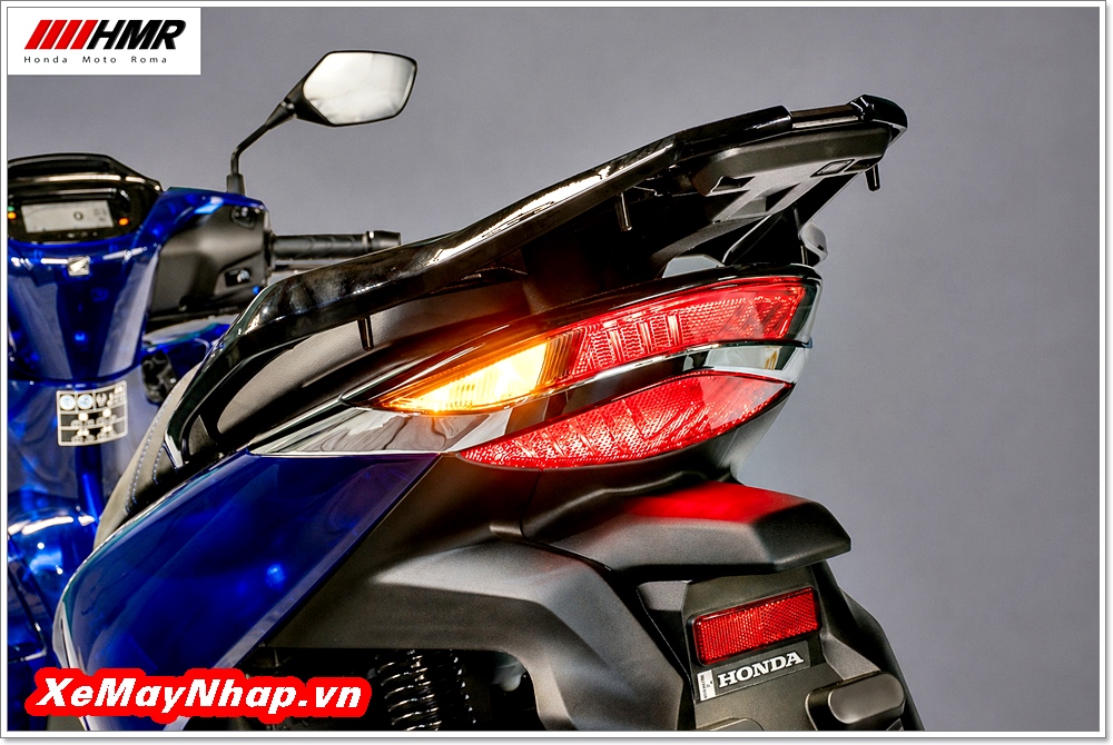 Honda SH Ý 150i Vetro Xanh sapphire (17) Honda SH Y 150i Vetro Xanh sapphire 17