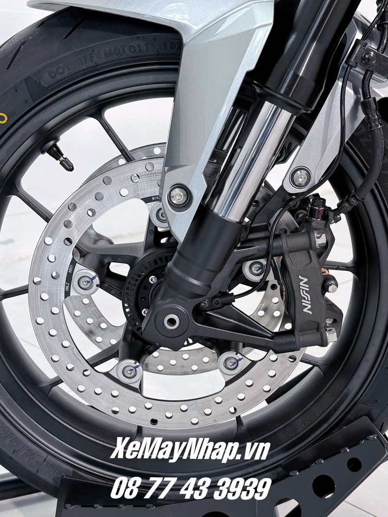 Honda CB500SF Super Four 2026 da ve Viet Nam %E2%80%93 hinh anh dau tien khien cong dong biker phan khich dat mua tai Xe May Nhap 24