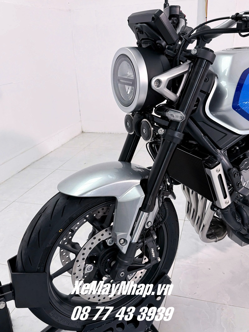 Honda CB500SF Super Four 2026 da ve Viet Nam %E2%80%93 hinh anh dau tien khien cong dong biker phan khich dat mua tai Xe May Nhap 6