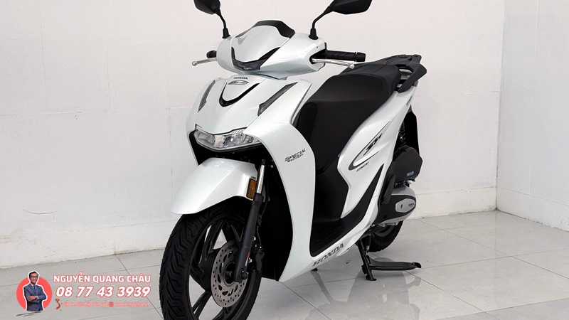 Honda Moto Roma Italia chính thức đưa các mẫu xe Honda Made in Italy đến Việt Nam 27 Honda SH Ý 150i Special Edition màu trắng Honda Moto Roma
