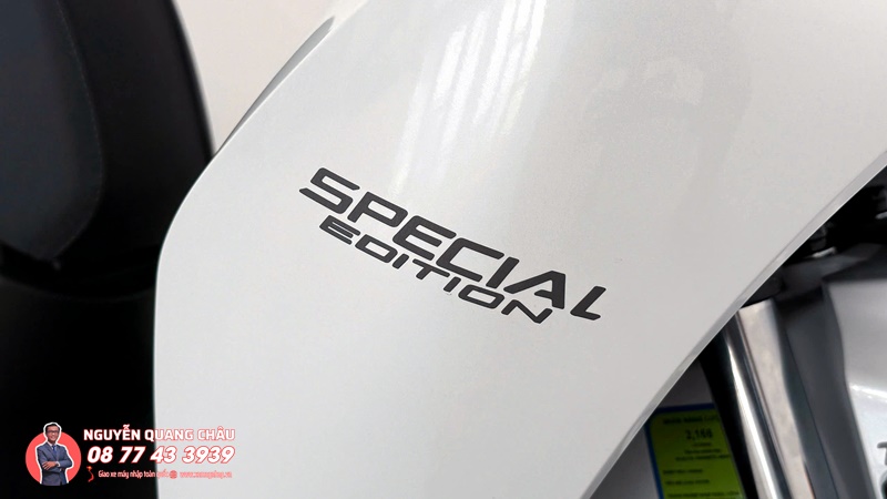 Honda Moto Roma Italia chính thức đưa các mẫu xe Honda Made in Italy đến Việt Nam 24 Honda SH Ý 150i Special Edition màu trắng Honda Moto Roma