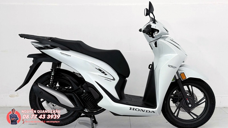 Honda SH Ý 150i Special Edition màu trắng Honda Moto Roma 23 Honda SH Ý 150i Special Edition màu trắng Honda Moto Roma