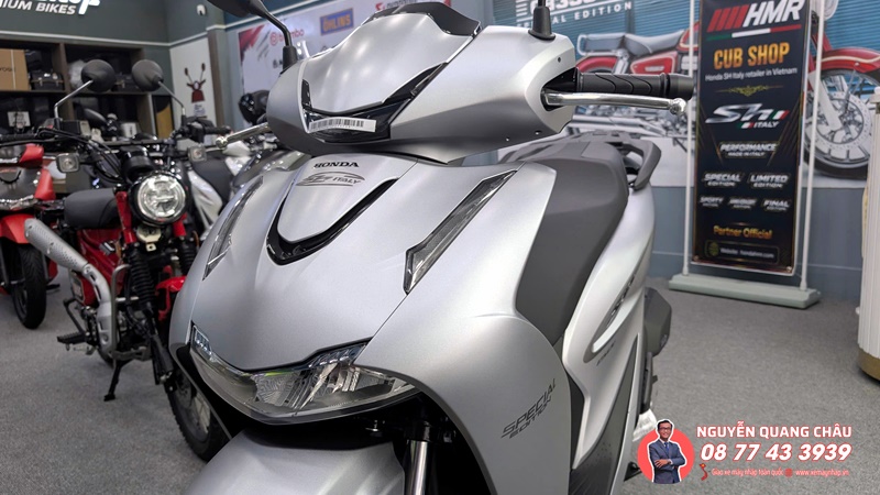 Honda SH Y 150i mau bac thep titan duoc ban giao den chi khach de thuong %E2%80%93 Khi su tinh te tim dung chu nhan 19